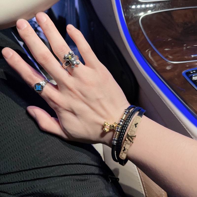 LV Bracelet 03lyr587 (9)